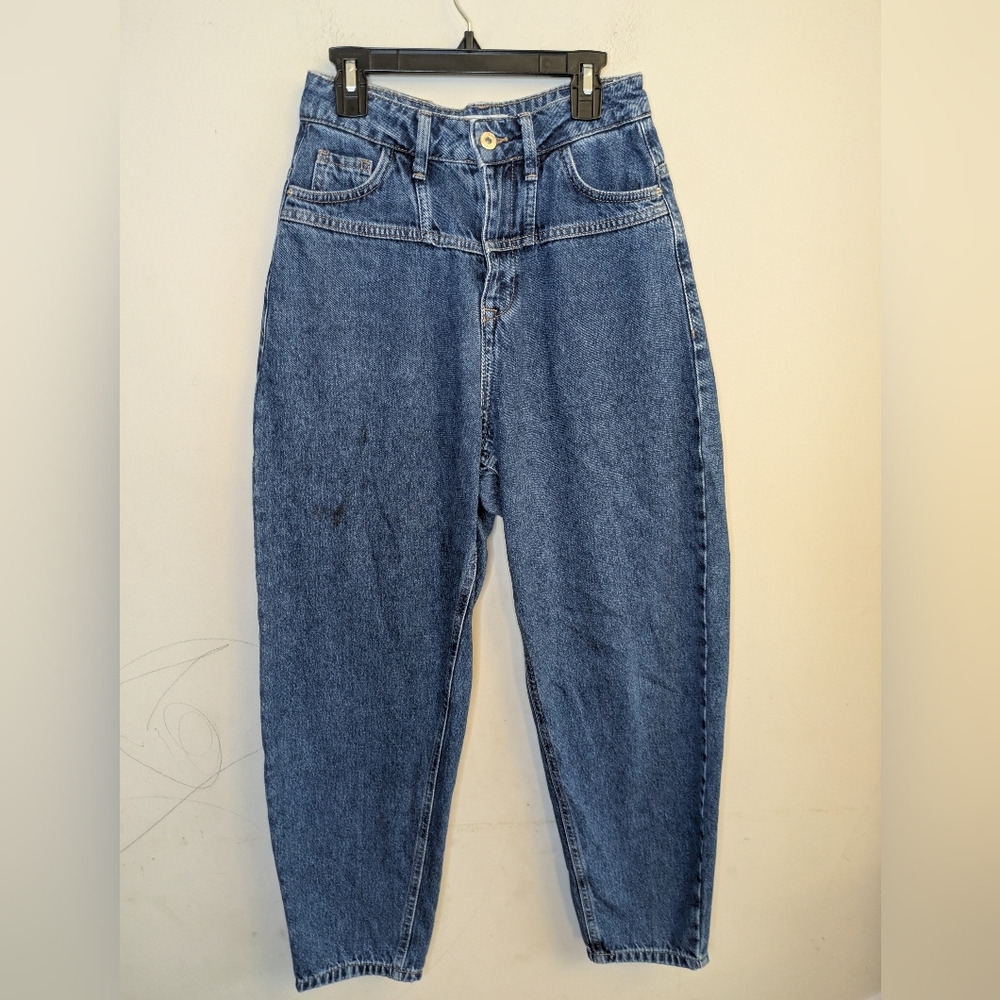 Zara Denim Barrel Leg Jeans Size 2